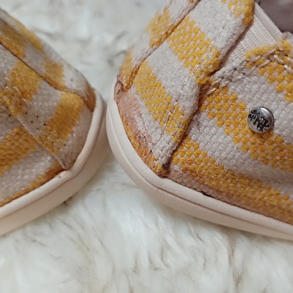 Shoed - Picture 7 of 8